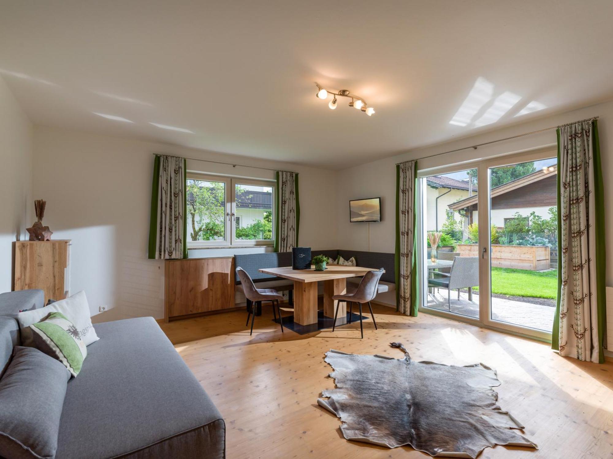 Haus Leo Lägenhet Westendorf Rum bild